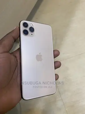 Apple iPhone 11 Pro Max 64 GB Gold