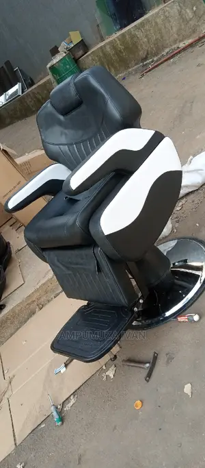 Barber Chair 15