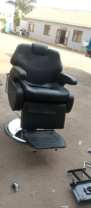 Barber Chairs Black
