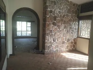 6bdrm Bungalow in Mbuya, Central Division for Rent
