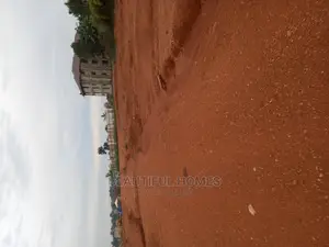 Kasangati Twenty Five Decimals in Posh Estate on Sell