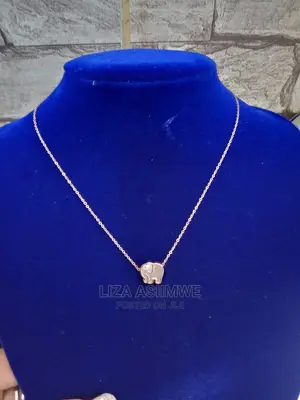 Quality Lady Necklaces Available