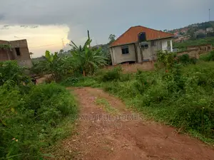 Kasangati 25 Decimals in Gated Estate on Fast Sale