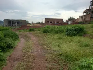 Posh 100*100 in Kasangati on Sell