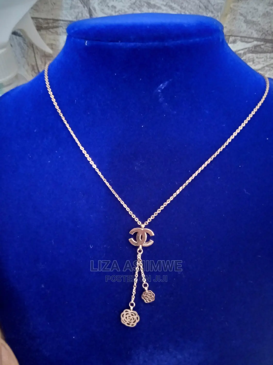 Quality Lady Necklaces Available