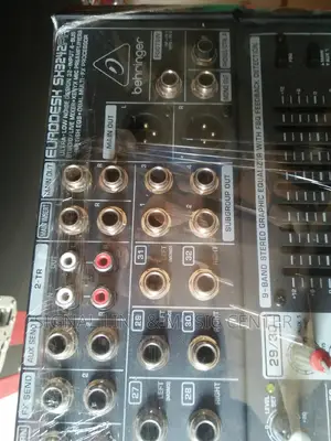 Behringer 32channel Mixer