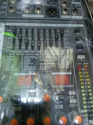 Behringer 32channel Mixer