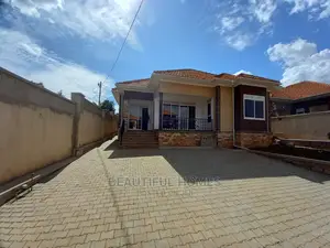 Furnished 4bdrm House in Gated Estate, Kira for Sale