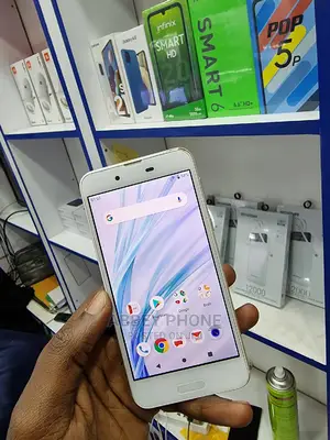 Sharp Aquos Sense SHV40 32GB White
