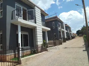 Furnished 4bdrm Villa in Ministers Village, Kira for Sale