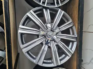Landcruiser V8 Rim 20