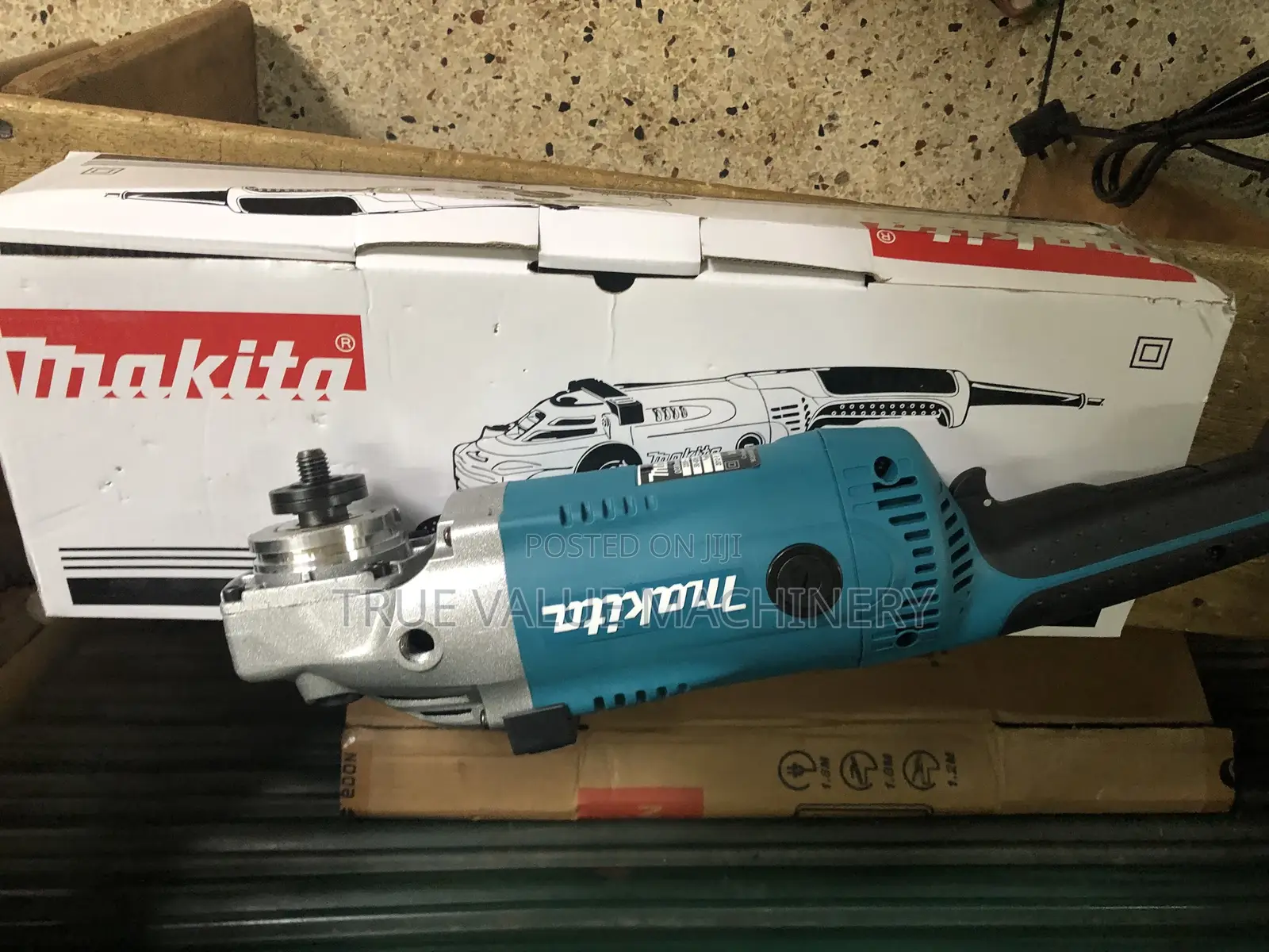 Makita Angle Grinder