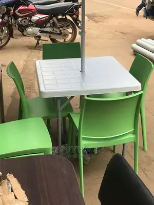 Set of Table and Umbrella