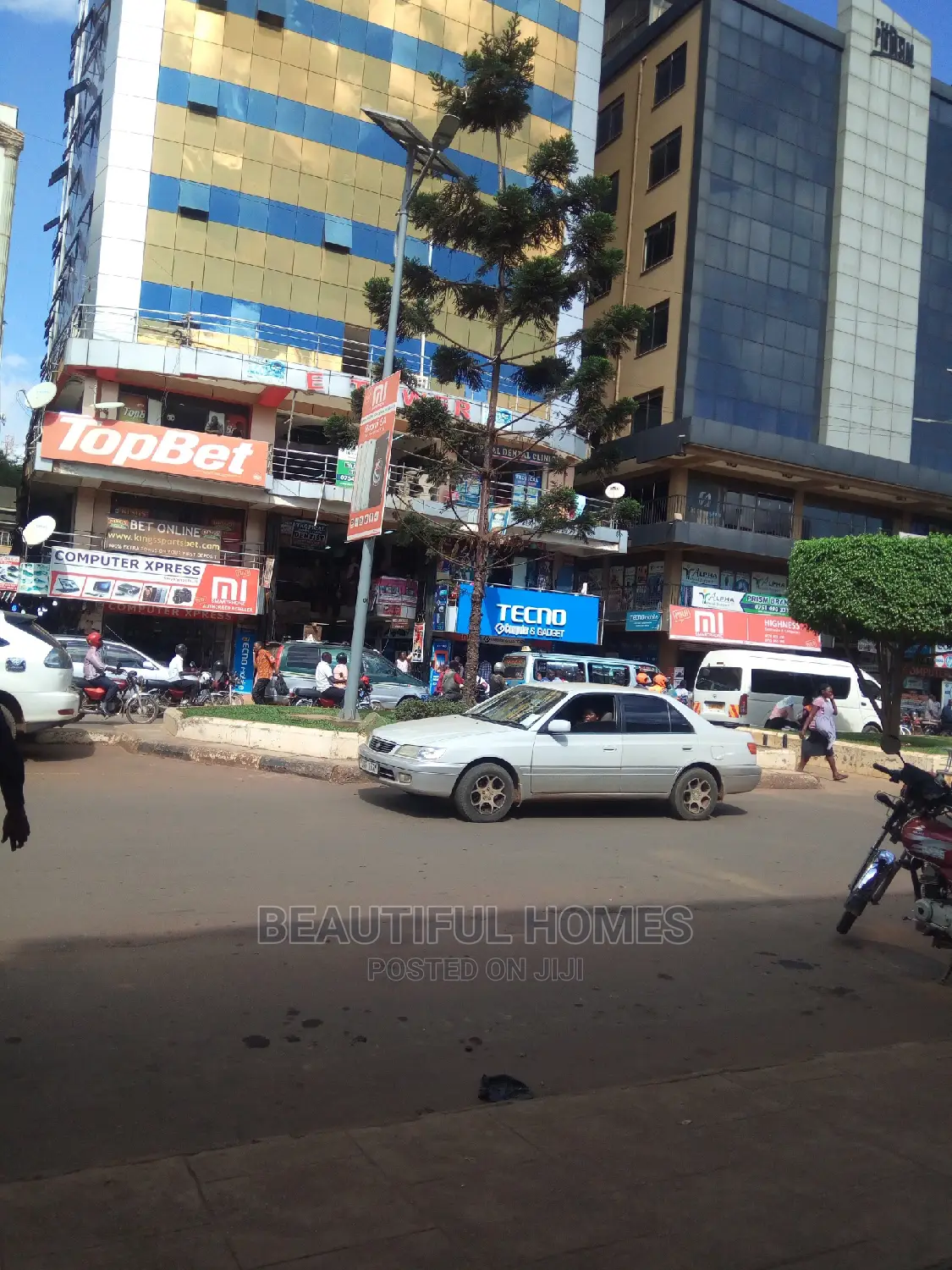 Kampala Road Commercial Arcade on Sell