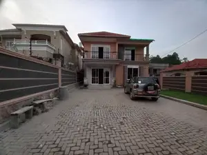 Furnished 4bdrm Mansion in Posh Neighborhood, Kira for Sale