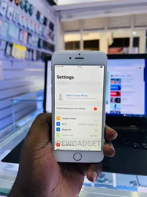 Apple iPhone 6 16 GB Gold