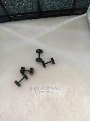Screw Earpins Available in Black