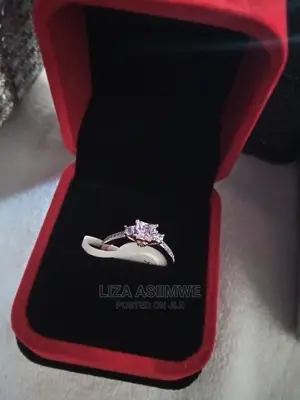 Quality Engagement Rings Available With the Ring Box
