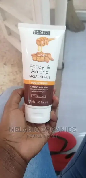 Honey and Almond Facia Scrub