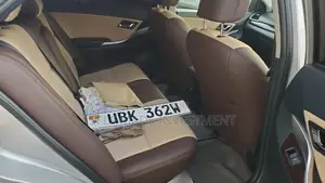 Toyota Premio 2017 Silver