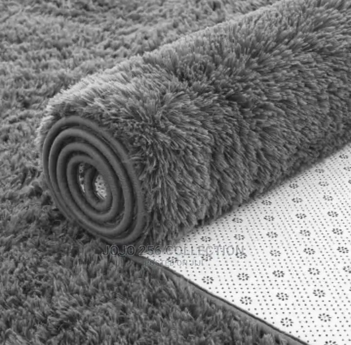 Center Carpet