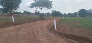 Brand New Prime Estate With Ready Private Mile Land Title