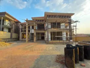 Furnished 6bdrm Mansion in Ministers Estate, Kira for Sale