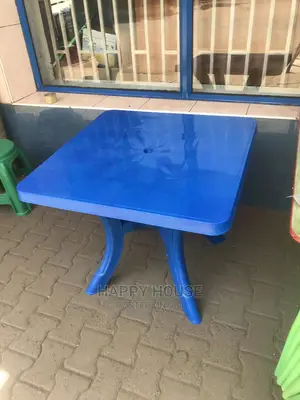 Plastic Square Tables