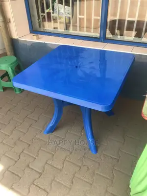 Plastic Square Tables