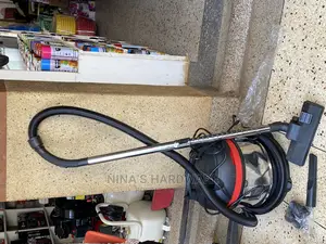Vacuum Cleaner Wet and Dry