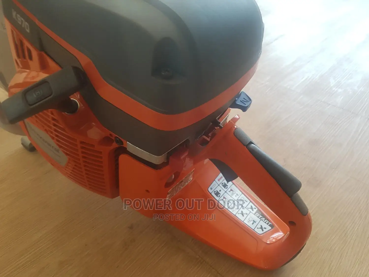 Husqvarnar Power Concrete Cutter