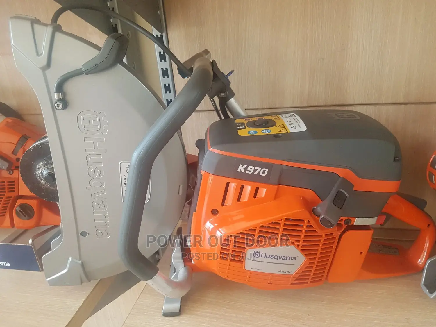 Husqvarnar Power Concrete Cutter