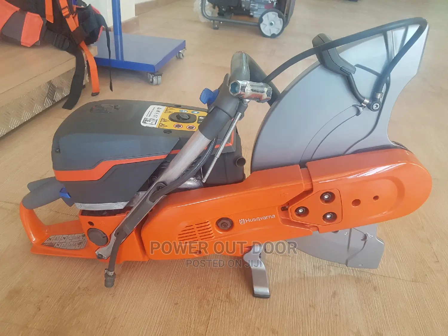 Husqvarnar Power Concrete Cutter
