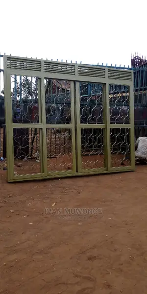 Sliding Door