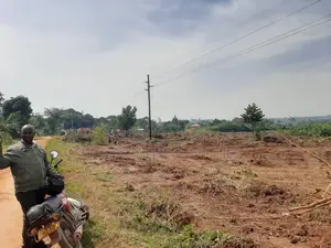 Plot for Sell in Matuga Kavule With Already Tittle