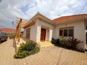 Furnished 4bdrm Bungalow in Mamerito Tarmack, Kira for Sale
