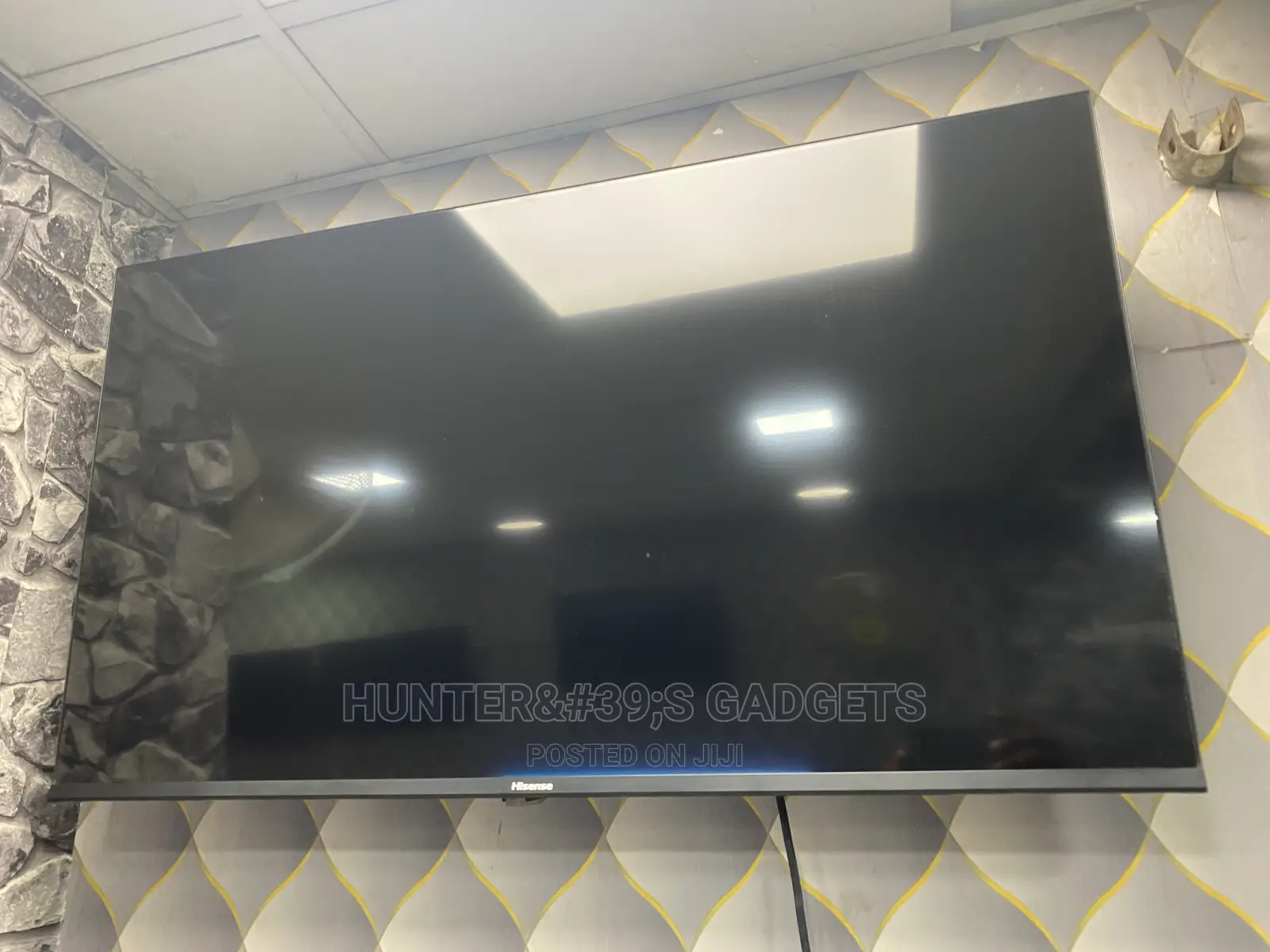 Hisense 40inch Digital Frameless Tv