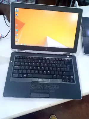 Laptop Dell Latitude E6330 4GB Intel Core I5 HDD 320GB
