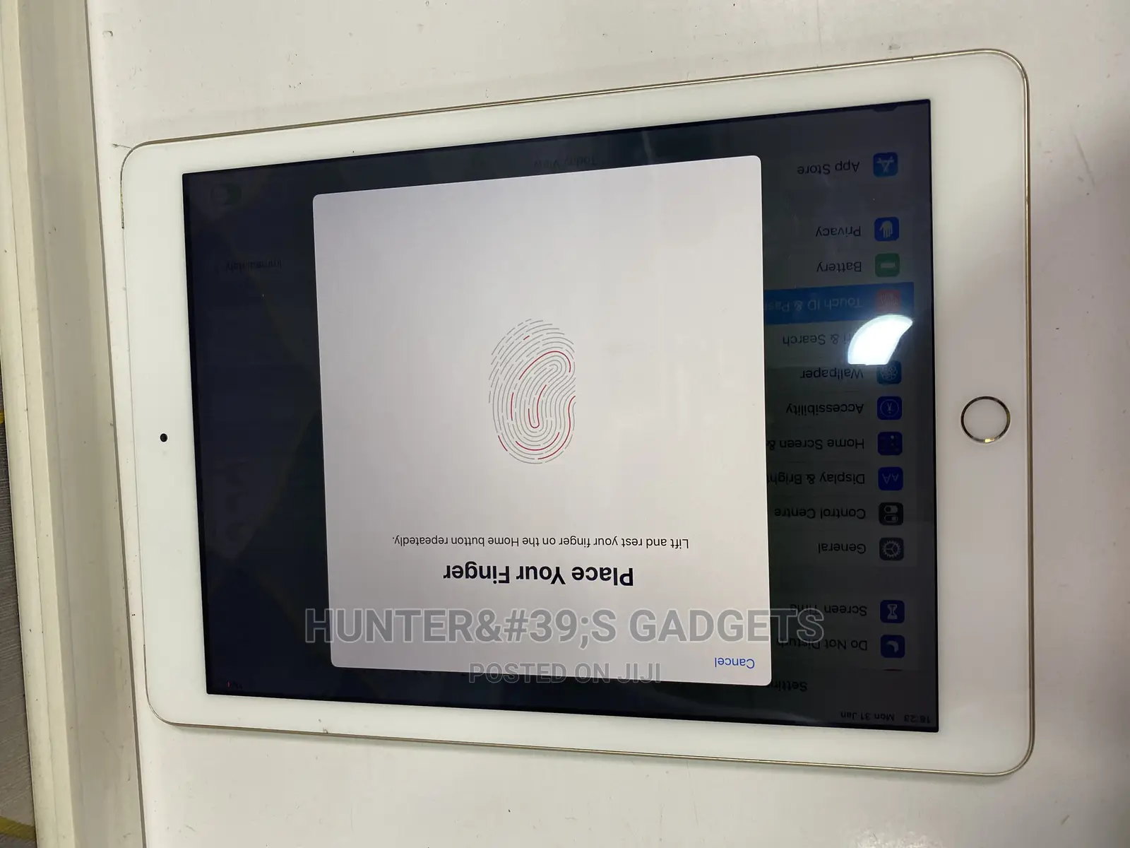 Apple iPad 9.7 32 GB White