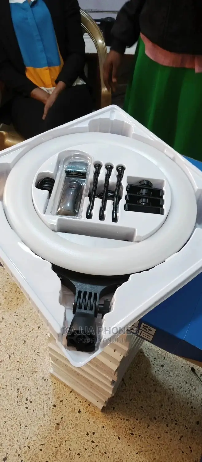 14 Selfie Ring Light With the Remote