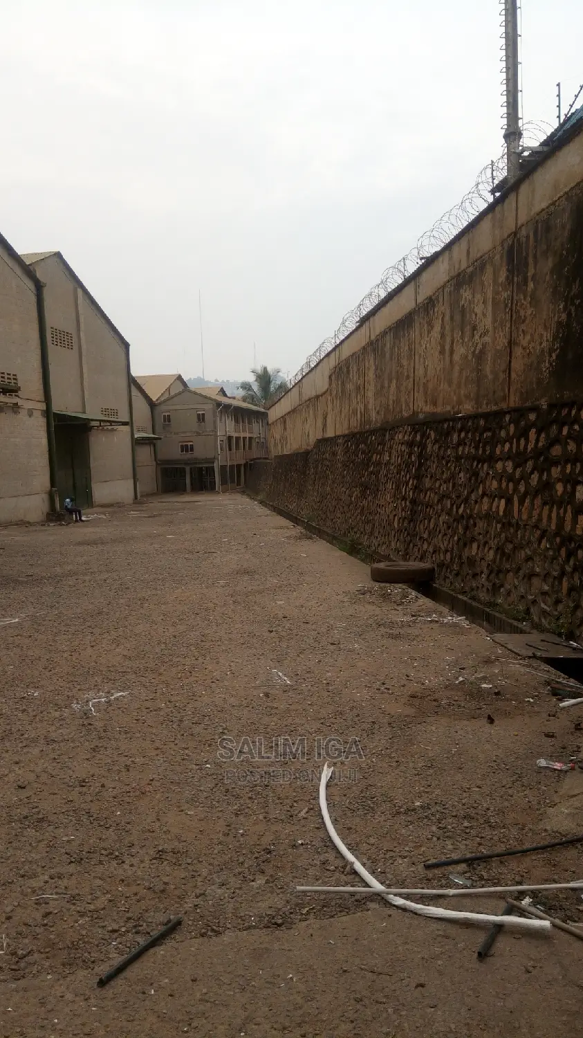 Warehouse on Rent