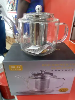 Glass Tea Pot (Dubai)