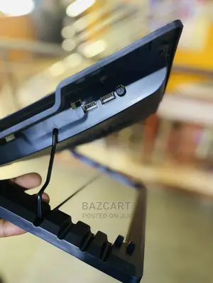 Adjusting Laptop Cooling Pad With Fan