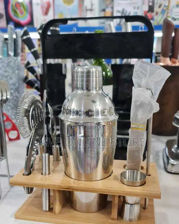 Cocktail Shaker Set