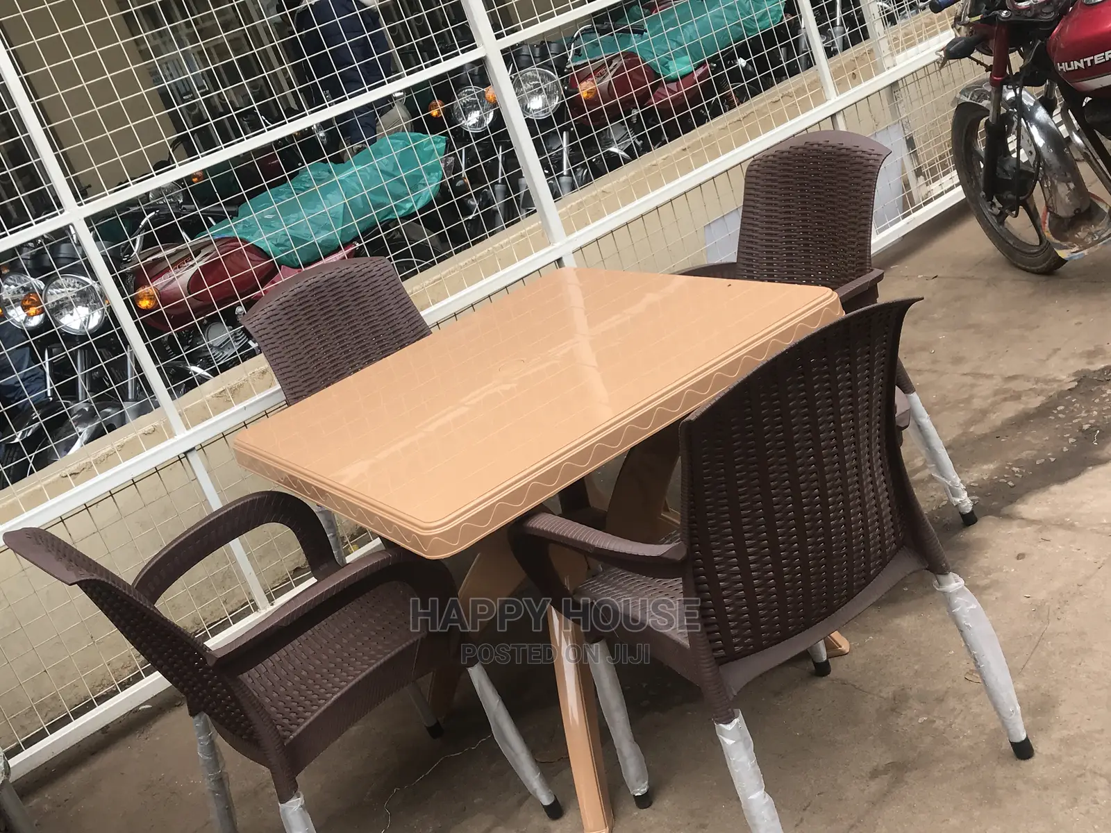 Set of Table and 4 Chairs