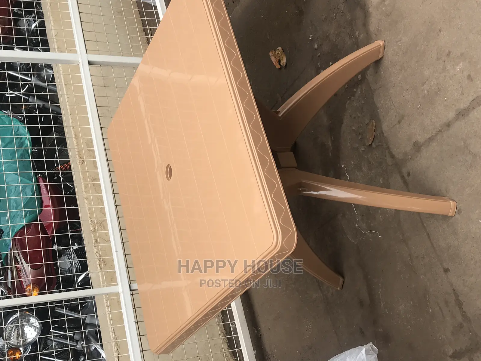 Plastic Square Tables
