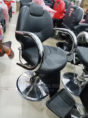 Min Barber Chair 661