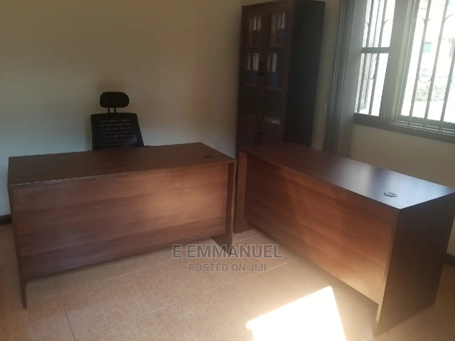 Office Desks
