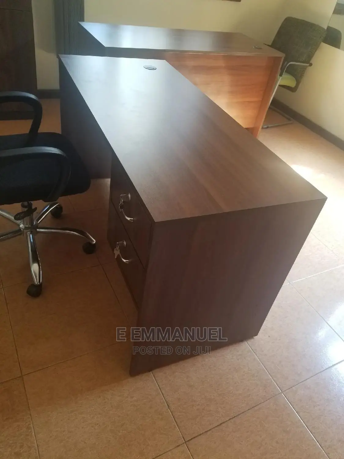 Office Desks