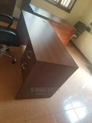 Office Desks
